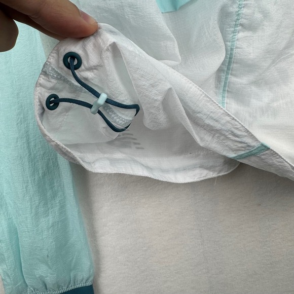 New Balance Running Windbreaker Jacket Womens Small Aqua White Full Zip Hooded - Picture 9 of 9